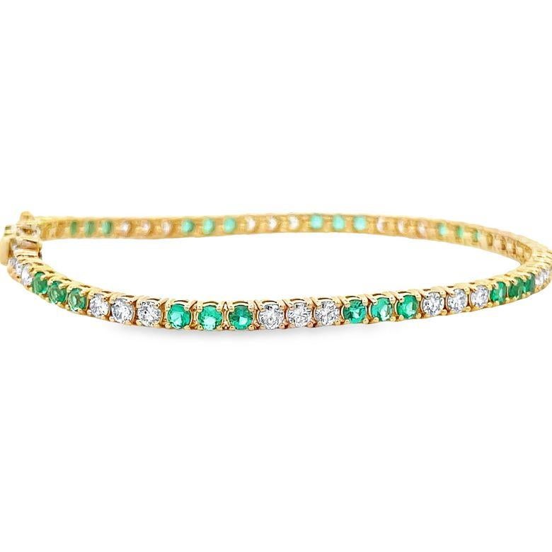 Tennis Bracelet White Diamonds 2.00 CT & Green Emerald 1.80CT in 14K Yellow Gold In New Condition For Sale In New York, NY