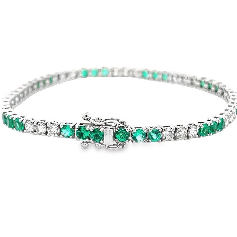 Tennis Bracelet White Diamonds 2.09 CT & Green Emerald 3.20CT in 14K White Gold  For Sale 1