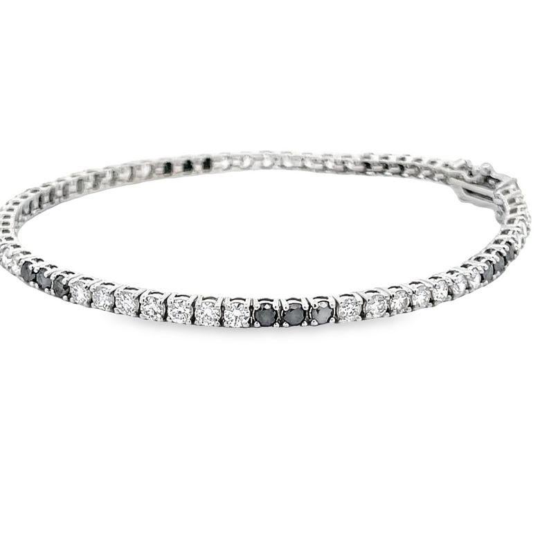 Women's or Men's Tennis Bracelet White Diamonds 2.55 CT & Black Diamonds 1.21CT in 14K White Gold For Sale