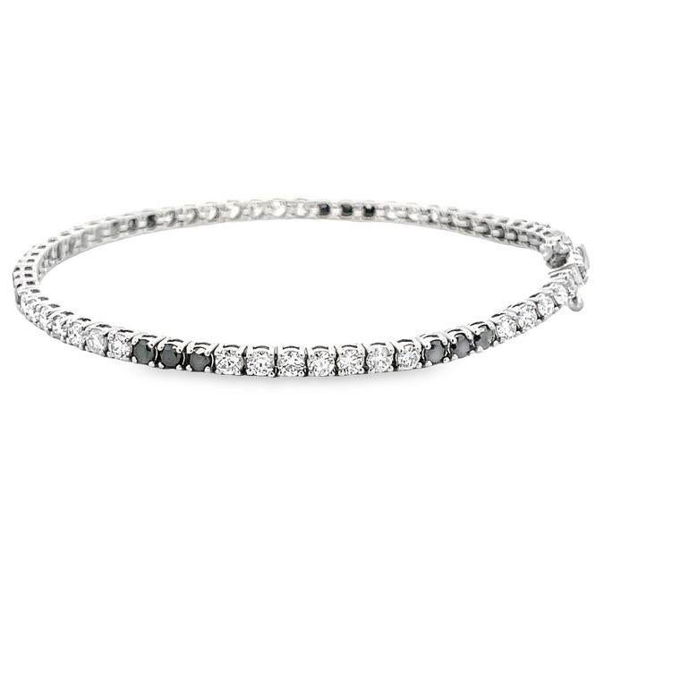 Tennis Bracelet White Diamonds 2.55 CT & Black Diamonds 1.21CT in 14K White Gold For Sale 1