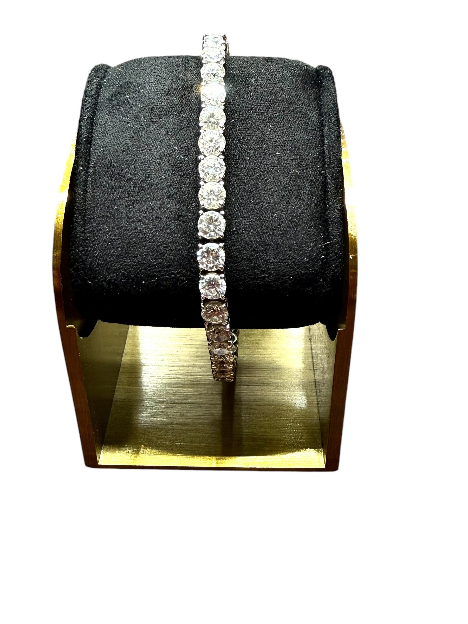 Tennis Bracelet White Gold 13.65ct Natural Diamonds In New Condition For Sale In Esch sur Alzette, Esch-sur-Alzette