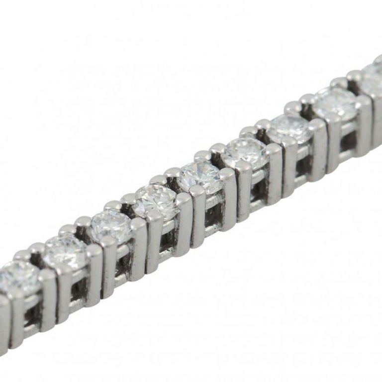 Tennis Bracelet with 82 Brilliants For Sale at 1stDibs