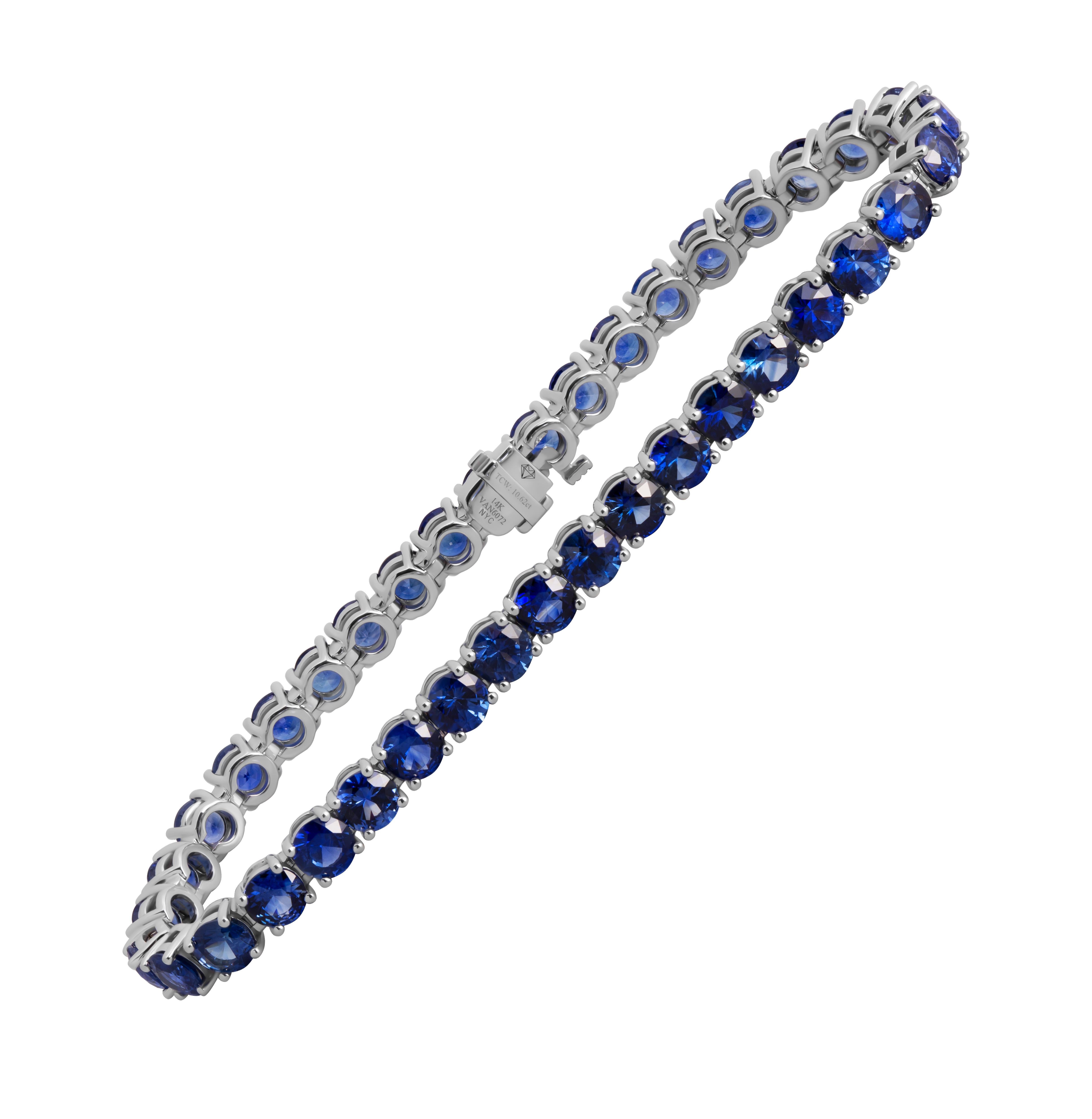 Pulsera de tenis de oro blanco de 14 quilates con zafiros azules
Engastado con 39 zafiros azules naturales que suman 10,62 ct 
7 pulgadas de largo