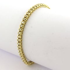 Tennis bracelet with brilliant cut diamonds up to 1.80ct 18.0 grams 18k gold