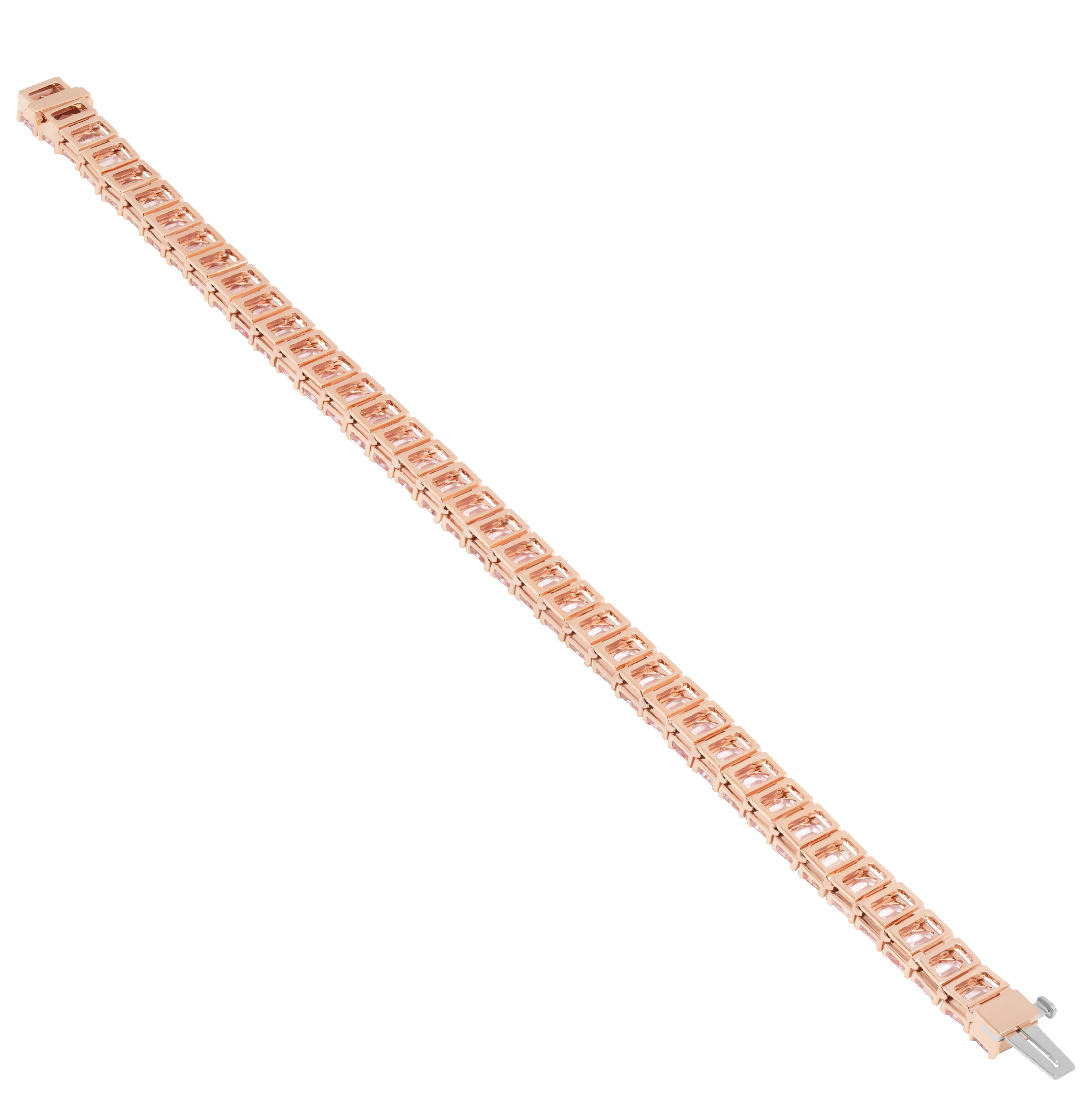 Tennis Bracelet with Emerald Cut Morganites in 14k Rose Gold
Length 7''
Totaling: 22.36CT

