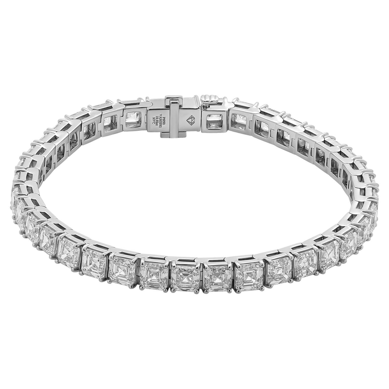 Tennis Bracelet with GIA Certified Asscher Cut Diamonds in Platinum 0.50ct Each For Sale