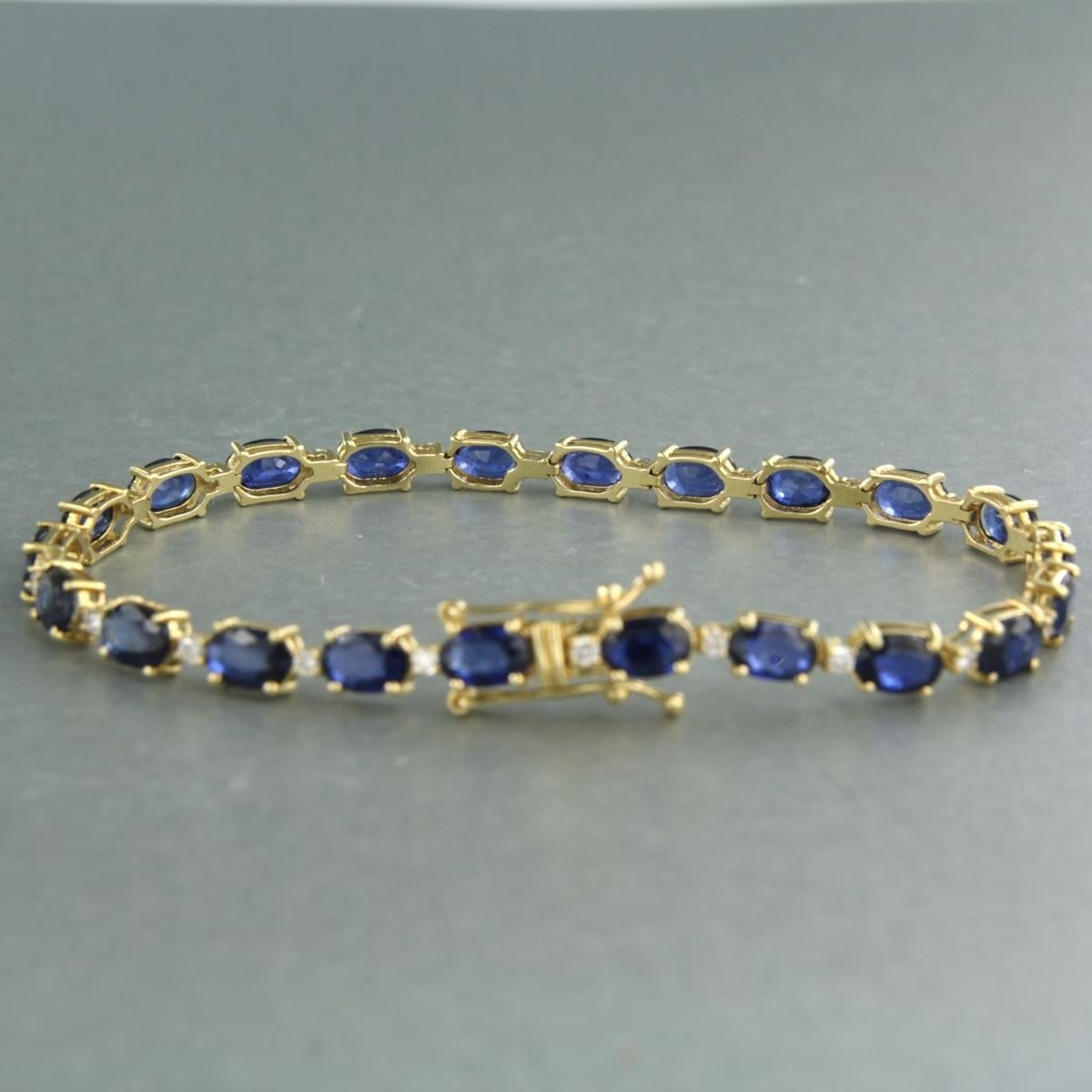 Bracelet tennis en or jaune 18 carats avec saphirs et diamants Pour femmes en vente
