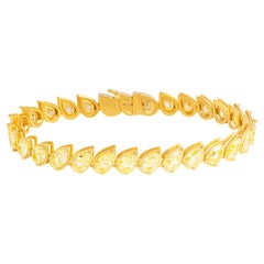 Bracciale da tennis con diamanti a forma di pera giallo chiaro inclinati