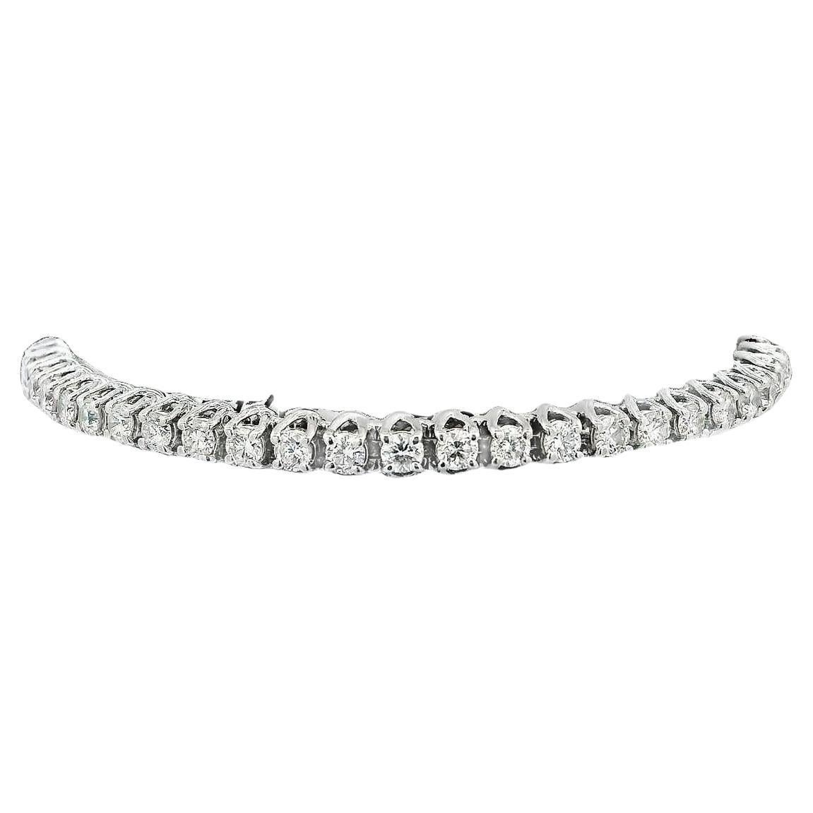 Bracelet de tennis en or blanc 14K 4 Ct Diamond. en vente