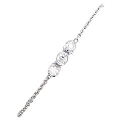 Bracelet Tennis/Chaîne serti de 3 diamants ronds de taille brillant en or blanc 18ct