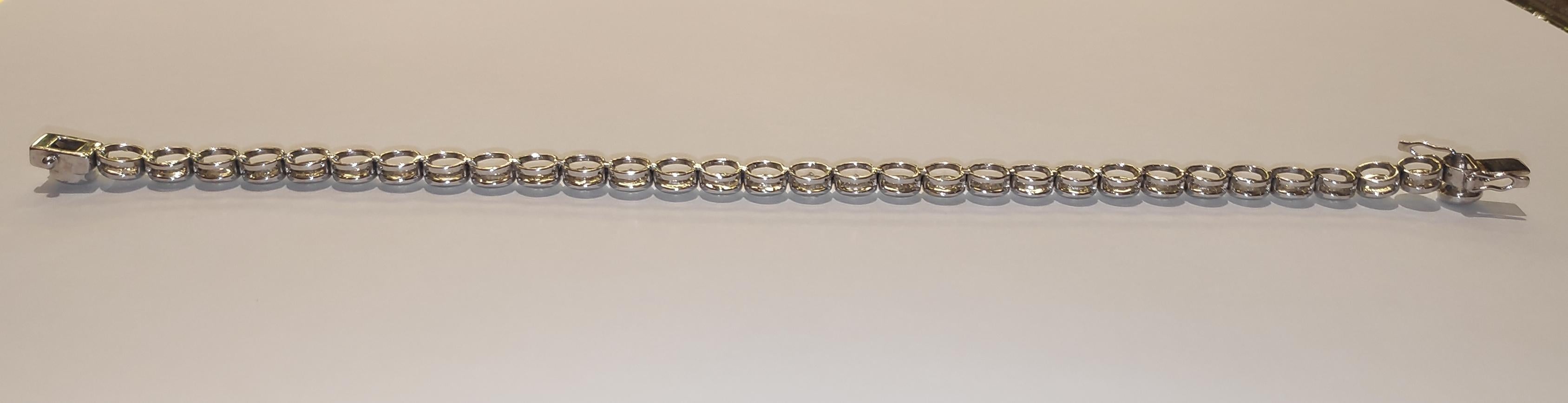 Tennis Diamonds Bracelet 18 Karat Withe Gold In Good Condition For Sale In Palermo, IT