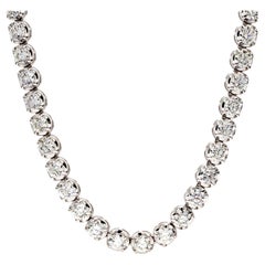 Collier de tennis en or blanc 14 carats avec diamants ronds. D10.70ct.t.w.