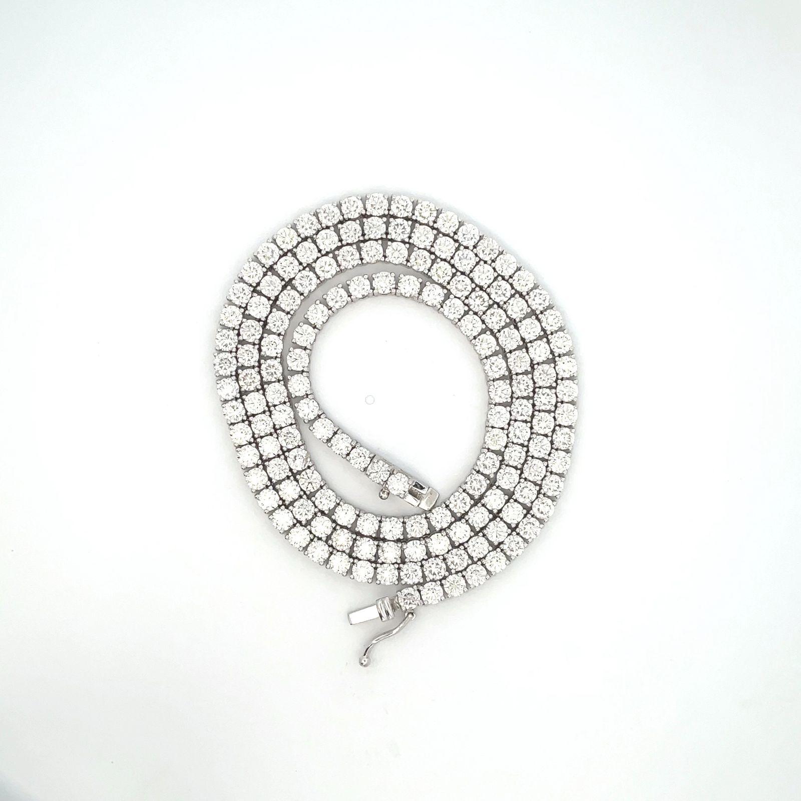 Tennis Necklace in 14K White Gold with Round Diamonds. D27.14ct.t.w. In New Condition For Sale In Los Angeles, CA