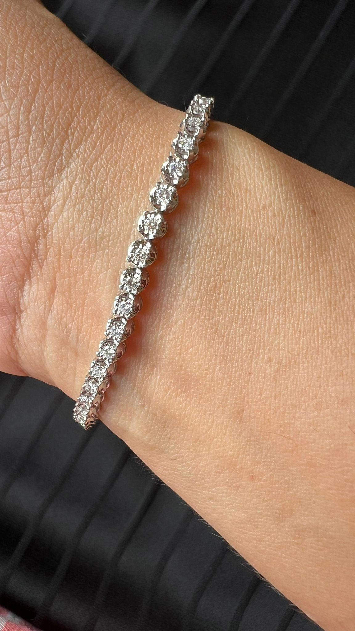 Artisan 1 ct Tennis soft bracelet with all around diamonds For Sale