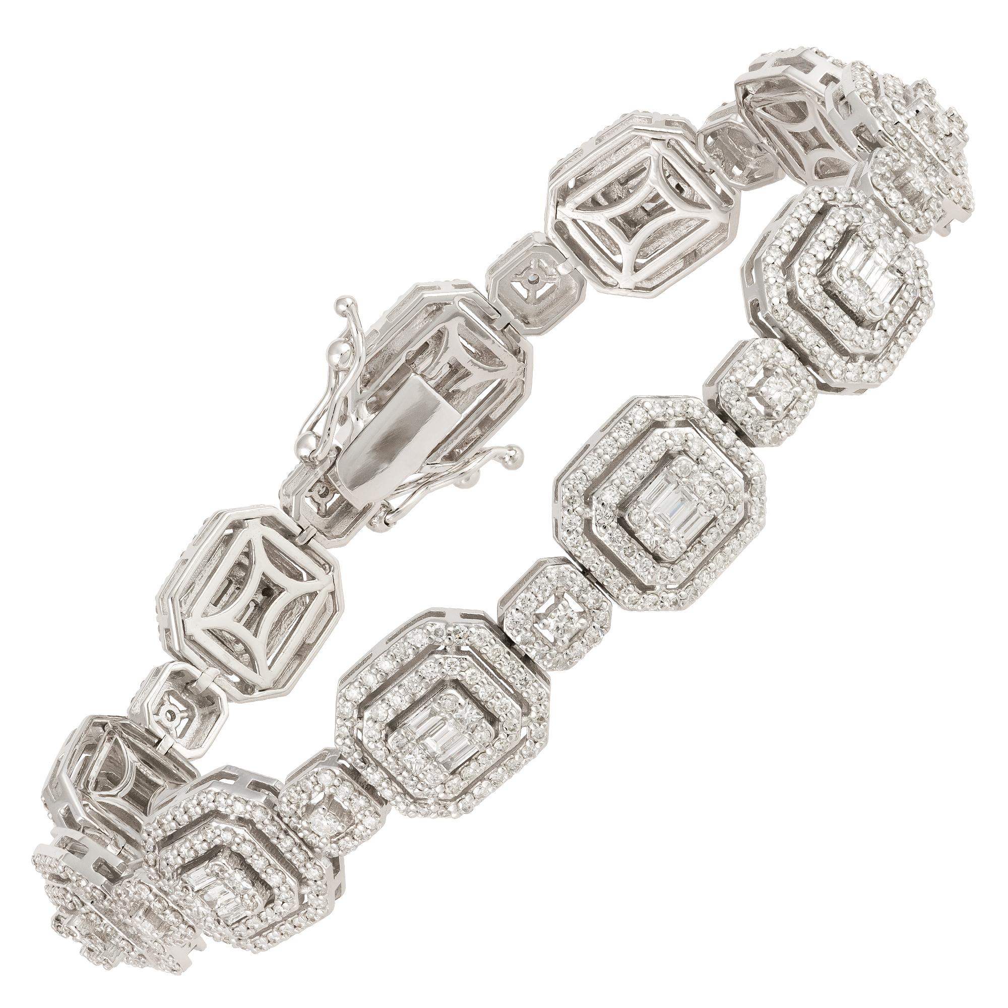 Moderne Bracelet de tennis en or blanc 18K avec diamant pour elle en vente