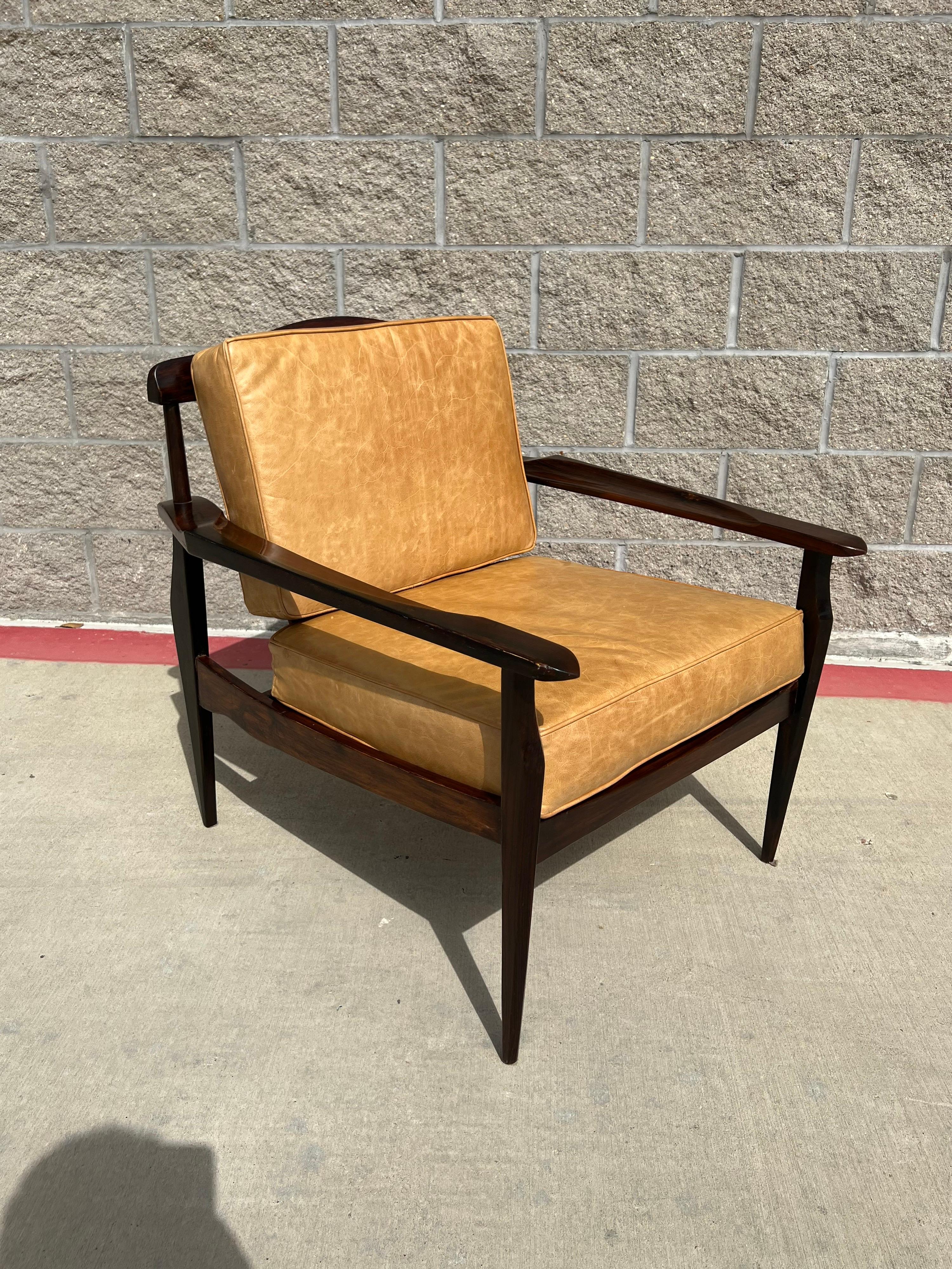 Tenreiro Armchair with Rosewood Frame by Joaquim Tenreiro For Sale 2