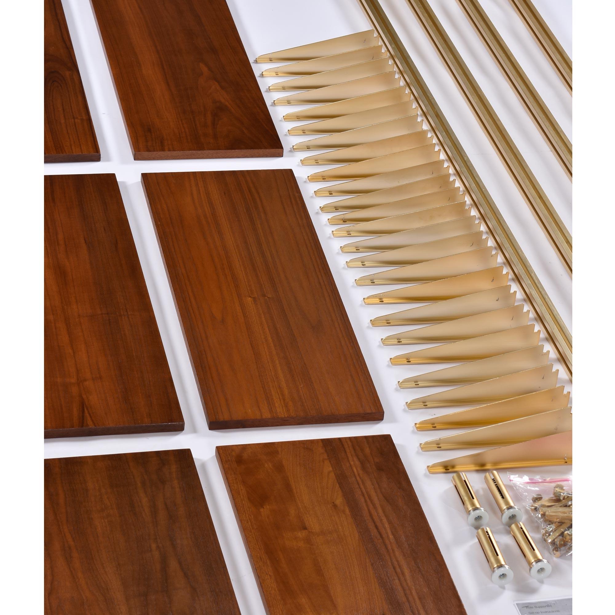 Tension Pole Freistehende Rose Gold Aluminium Omni Schrankwand von George Nelson (amerikanisch) im Angebot