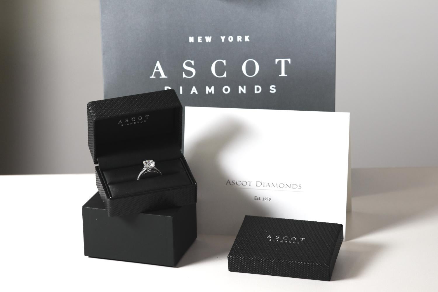 Verlobungsring aus Platin mit Solitär in Tension-Fassung mit Diamant und Platin im Angebot 5