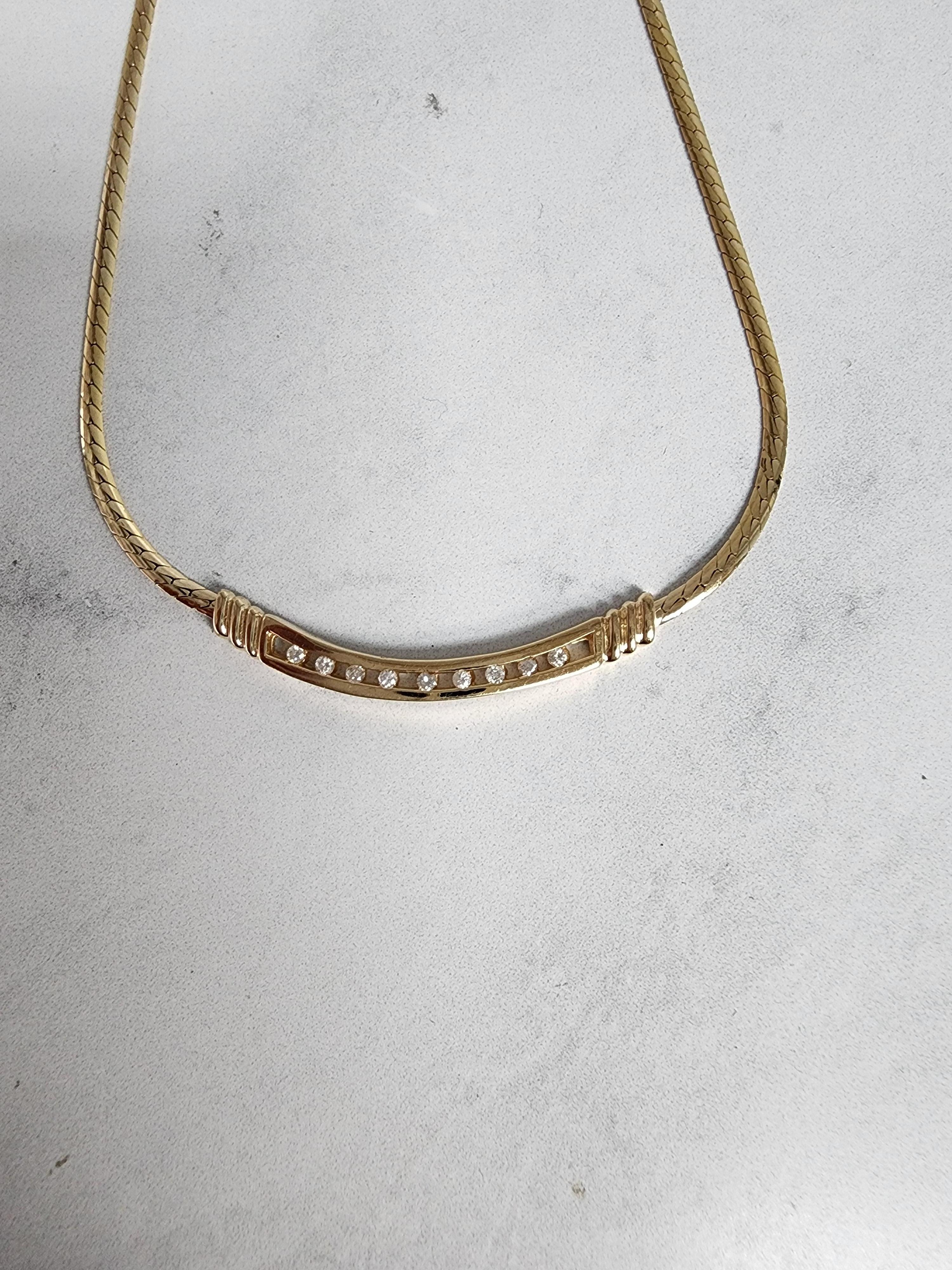 Collier à barre de diamants Tension Space en or jaune 14 carats Neuf - En vente à Sugar Land, TX