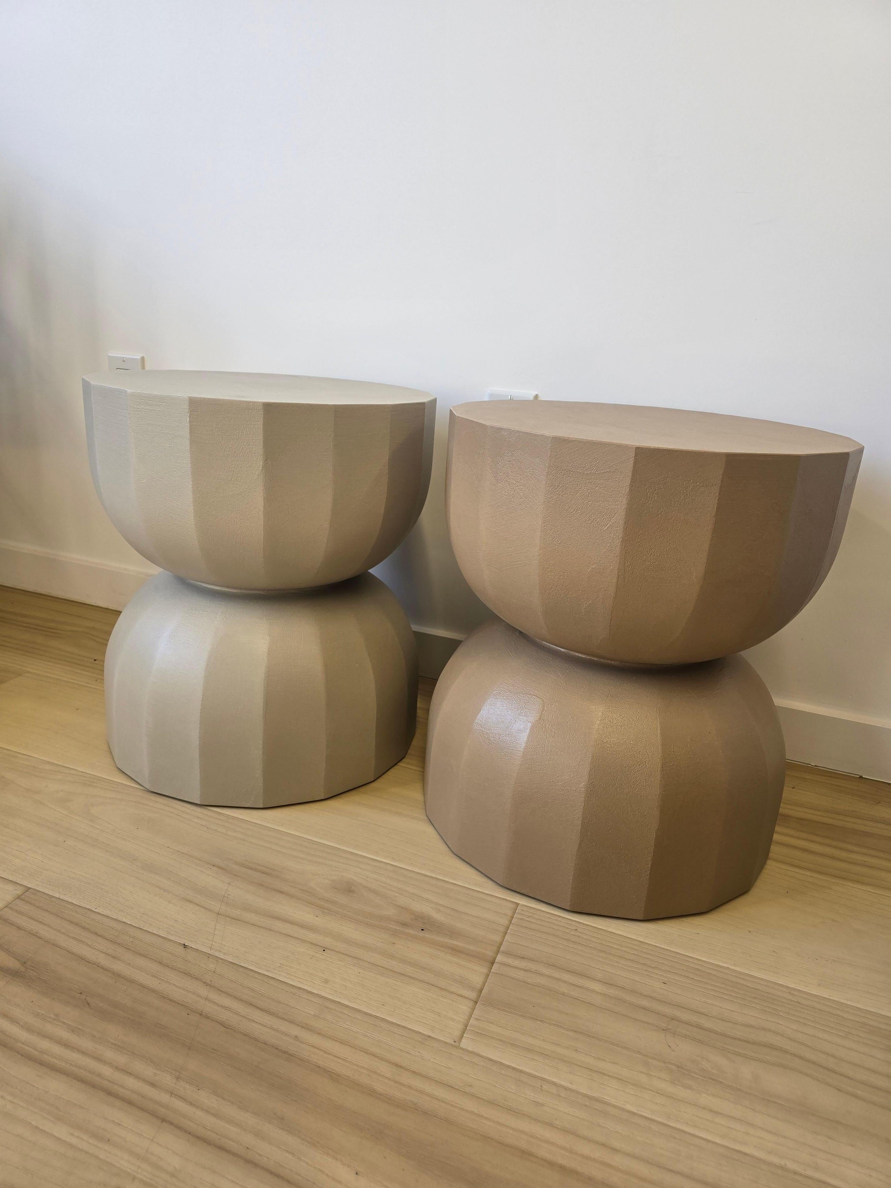 Moderne Teo Side Table *Showroom Sample en vente