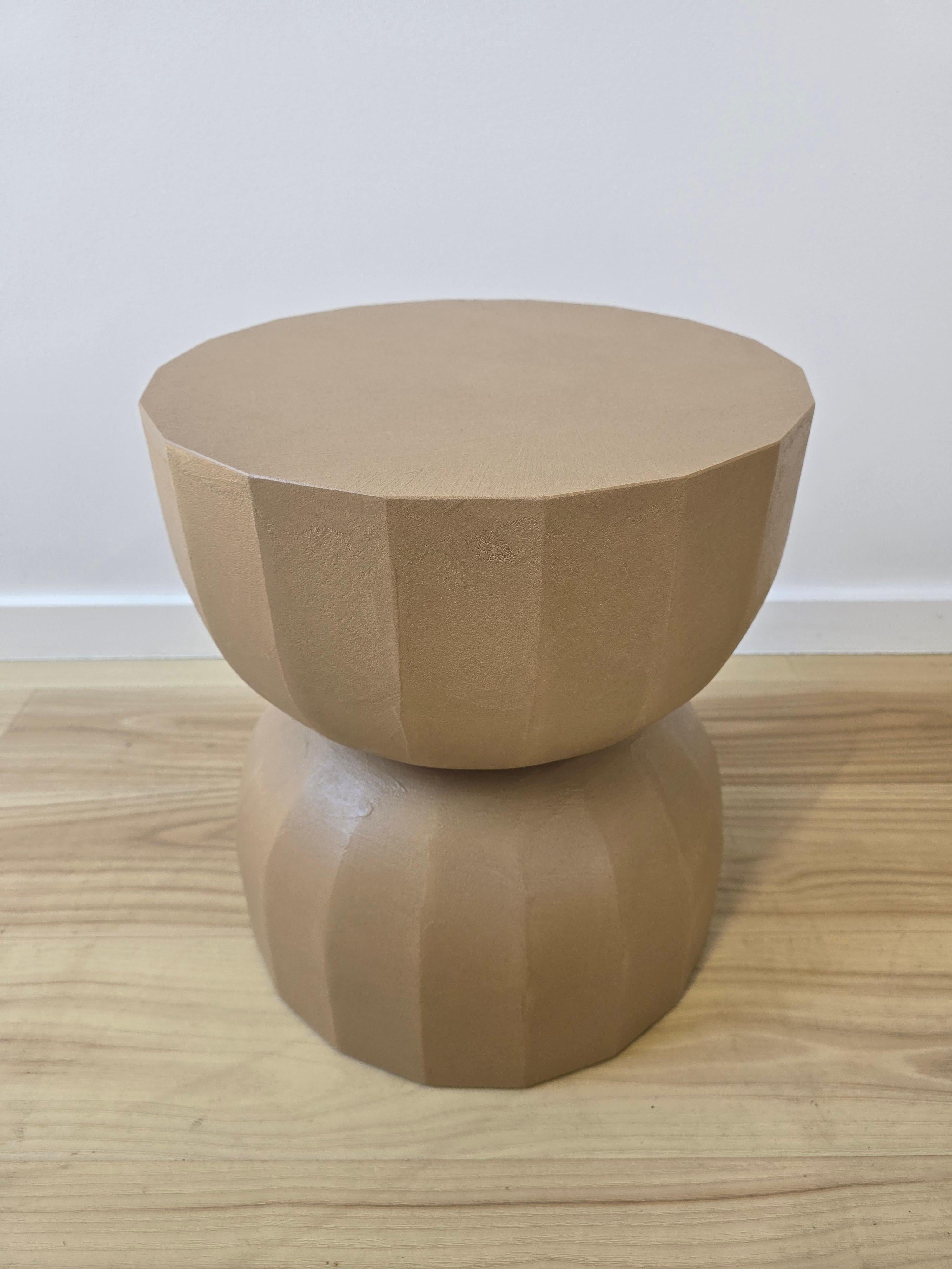 XXIe siècle et contemporain Teo Side Table *Showroom Sample en vente