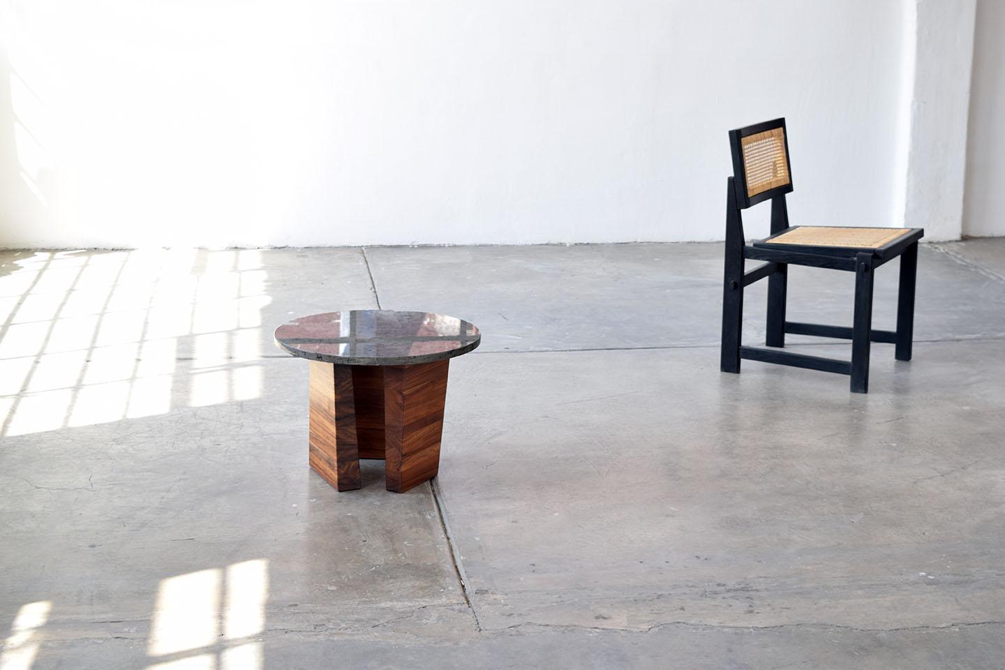 XXIe siècle et contemporain Table d'appoint 