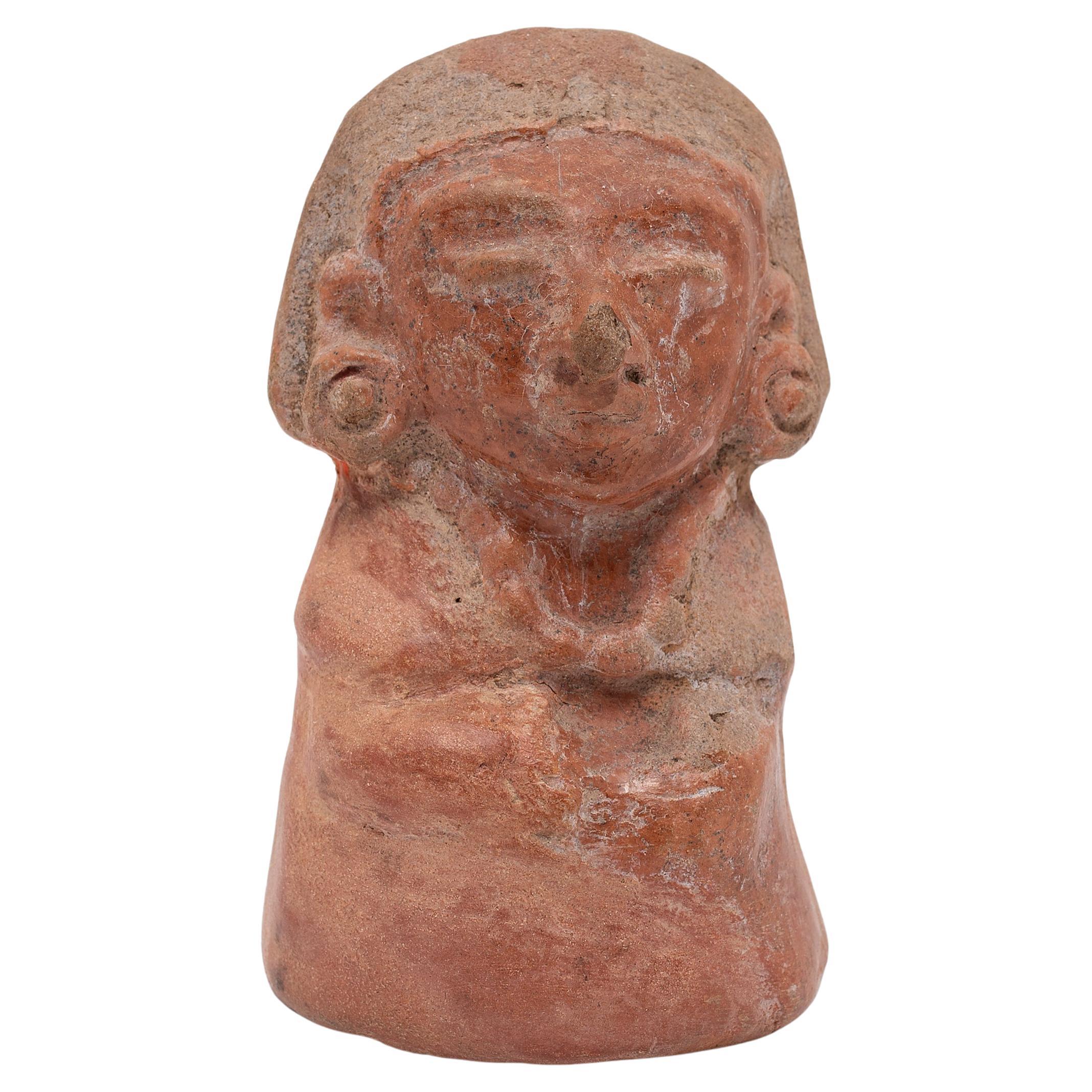 Figure en grès rouge de Teotihuacan
