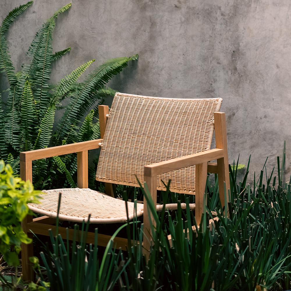 Tepozteco Lounge Chair, Oak For Sale 2