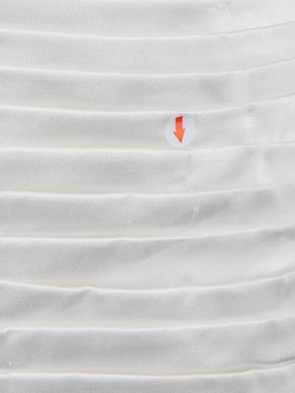 Terani Couture Vestido Mariposa Blanco Adornado Talla S en venta 2