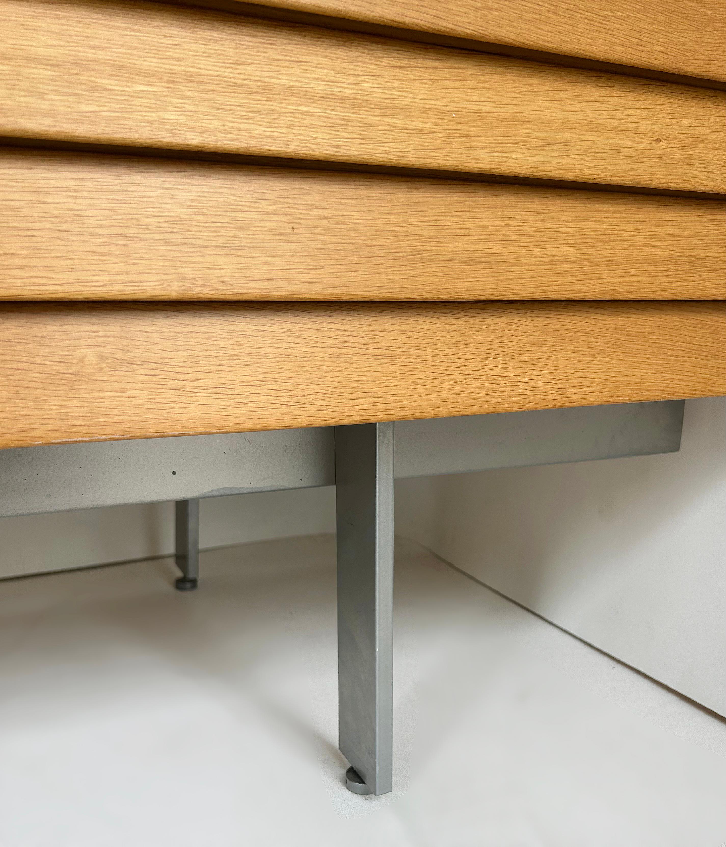 Terence Woodgate Italian Punt Mobles Oak Sussex Credenza 5