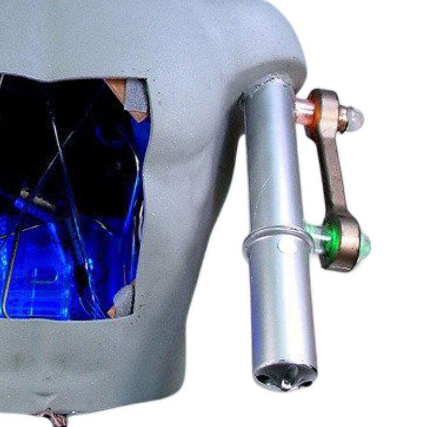 XXIe siècle et contemporain Terminator 3 : Commode expérimentale Rise of the Machines avec bras T-101 Prop en vente