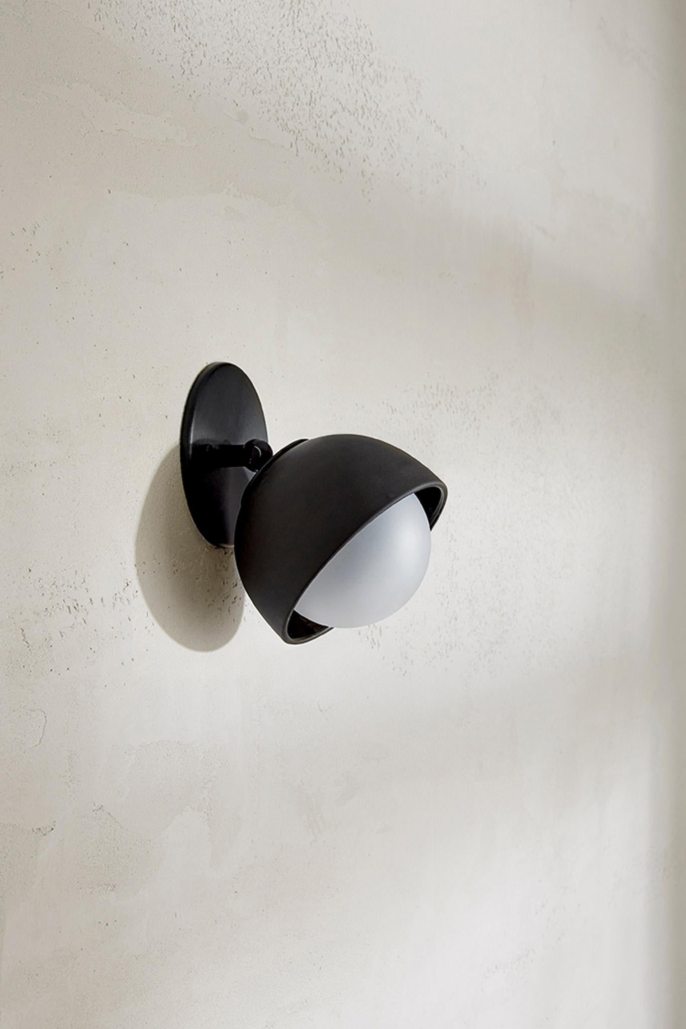 Marz Designs, „Terra 0 Kurzer Wandleuchter mit beweglicher Oberfläche“, Keramikleuchte im Angebot 4
