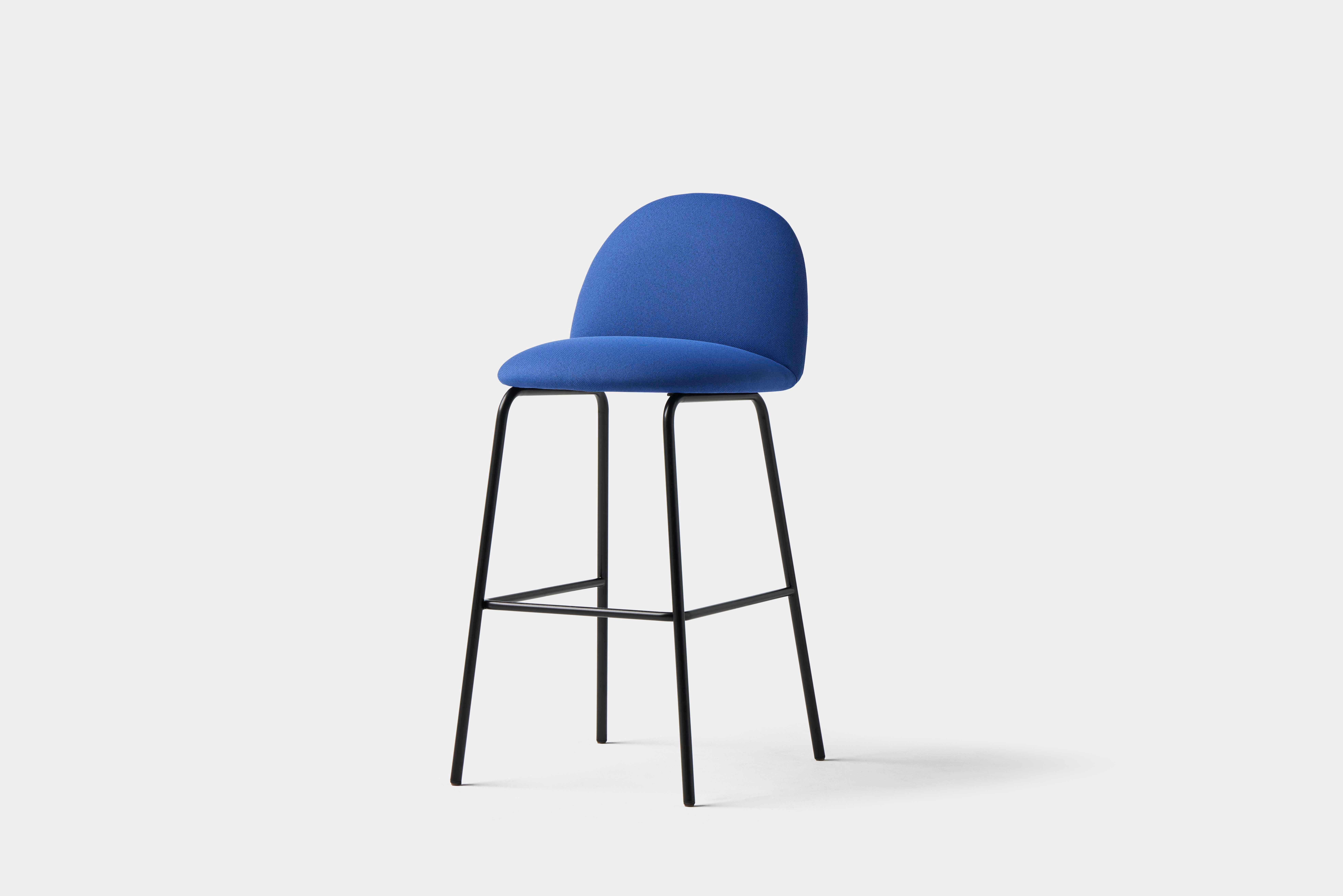 Terra bar stool by Pepe Albargues
Dimensions: W 49 x D 61 x H 104 x Seat 79.
Materials: Black painted iron frame and legs for others colours. Foam CMHR (high resilience and flame retardant) for all our cushion filling systems. Seat and backrest in