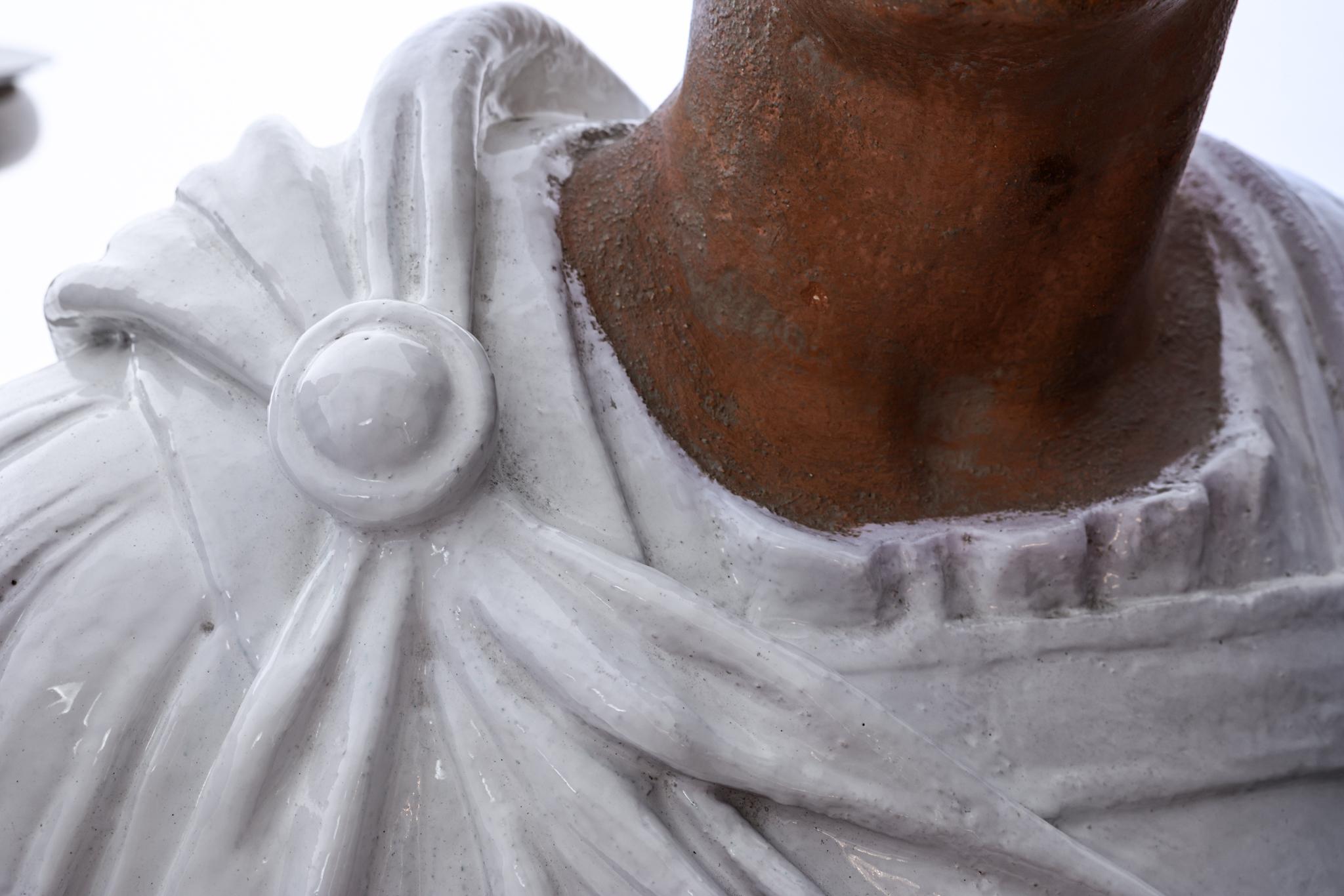 Busto in terracotta di un senatore romano in vendita 3