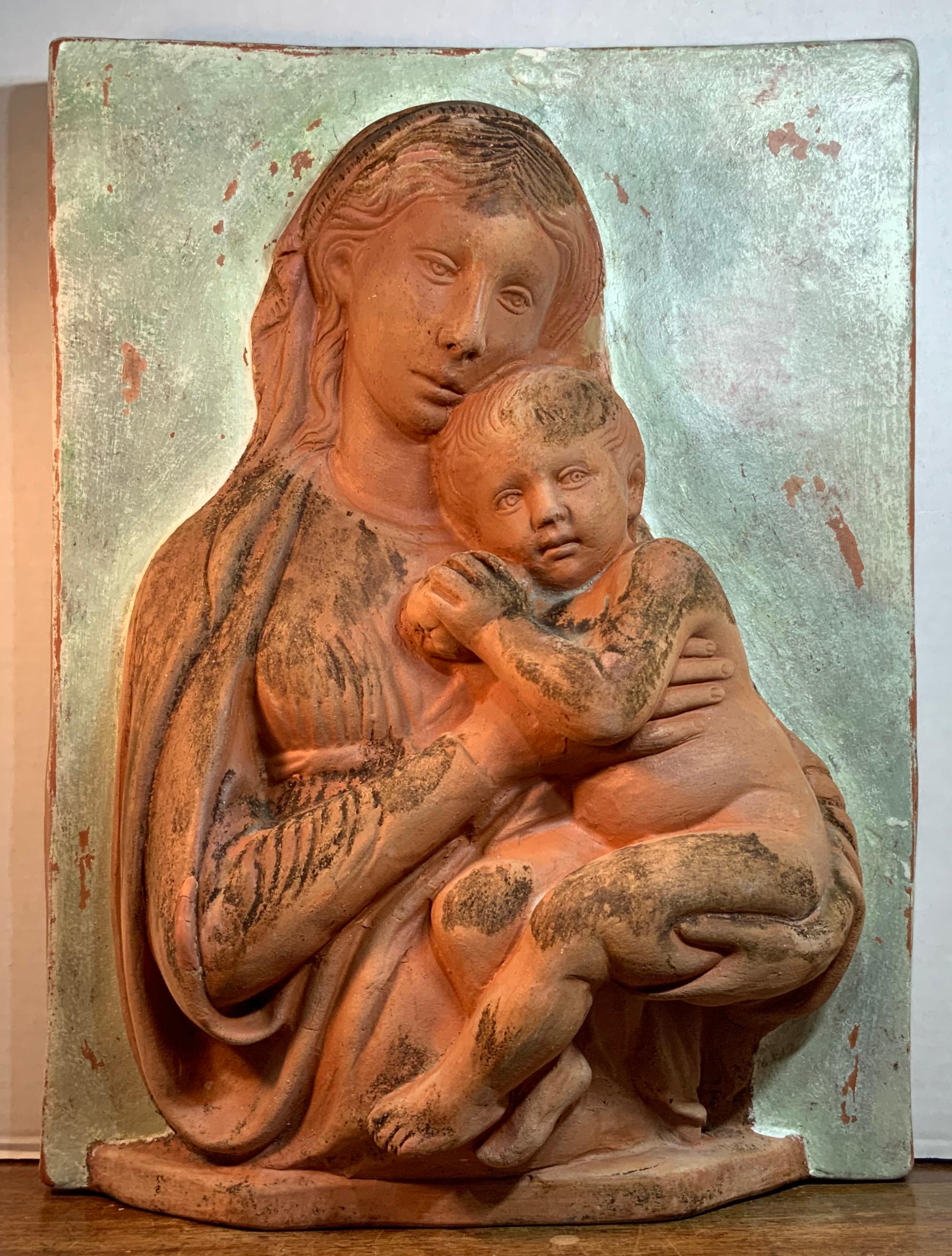 Terracotta Italian Sculpture of Mother and Child for Palmiery 7
