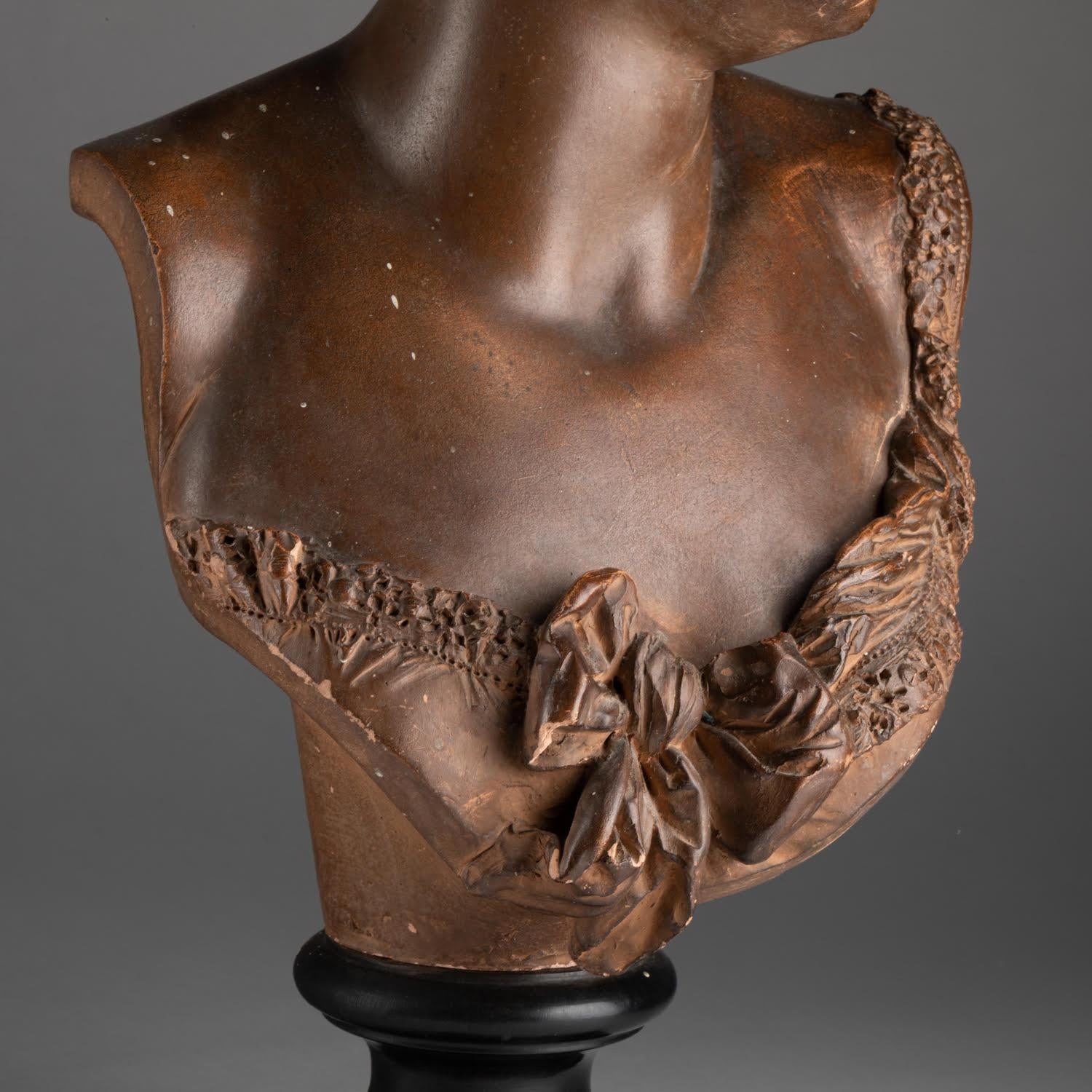 Scultura in terracotta di Carrier-Belleuse, XIX secolo, Napoleone III. in vendita 8