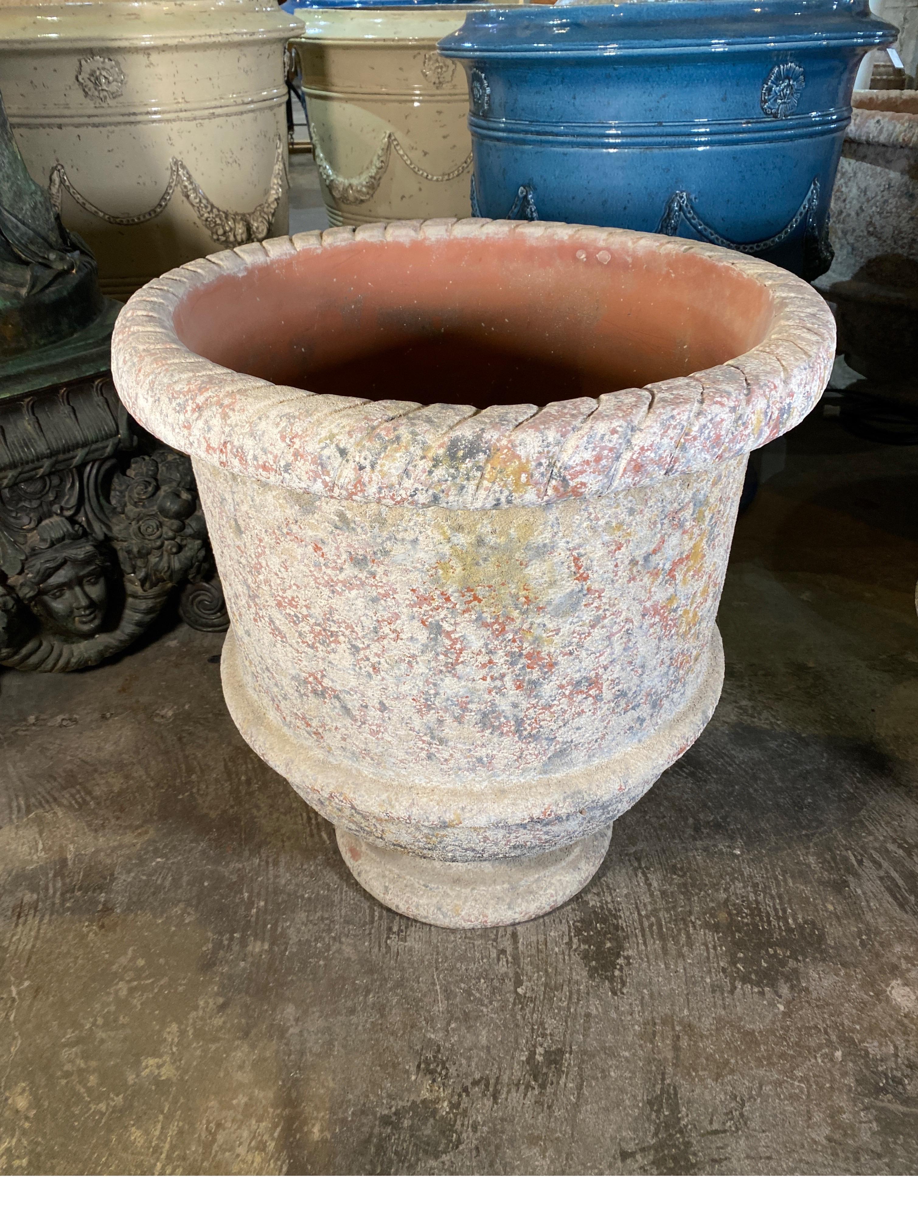 Terra Cotta Urn In Excellent Condition For Sale In Dallas, TX