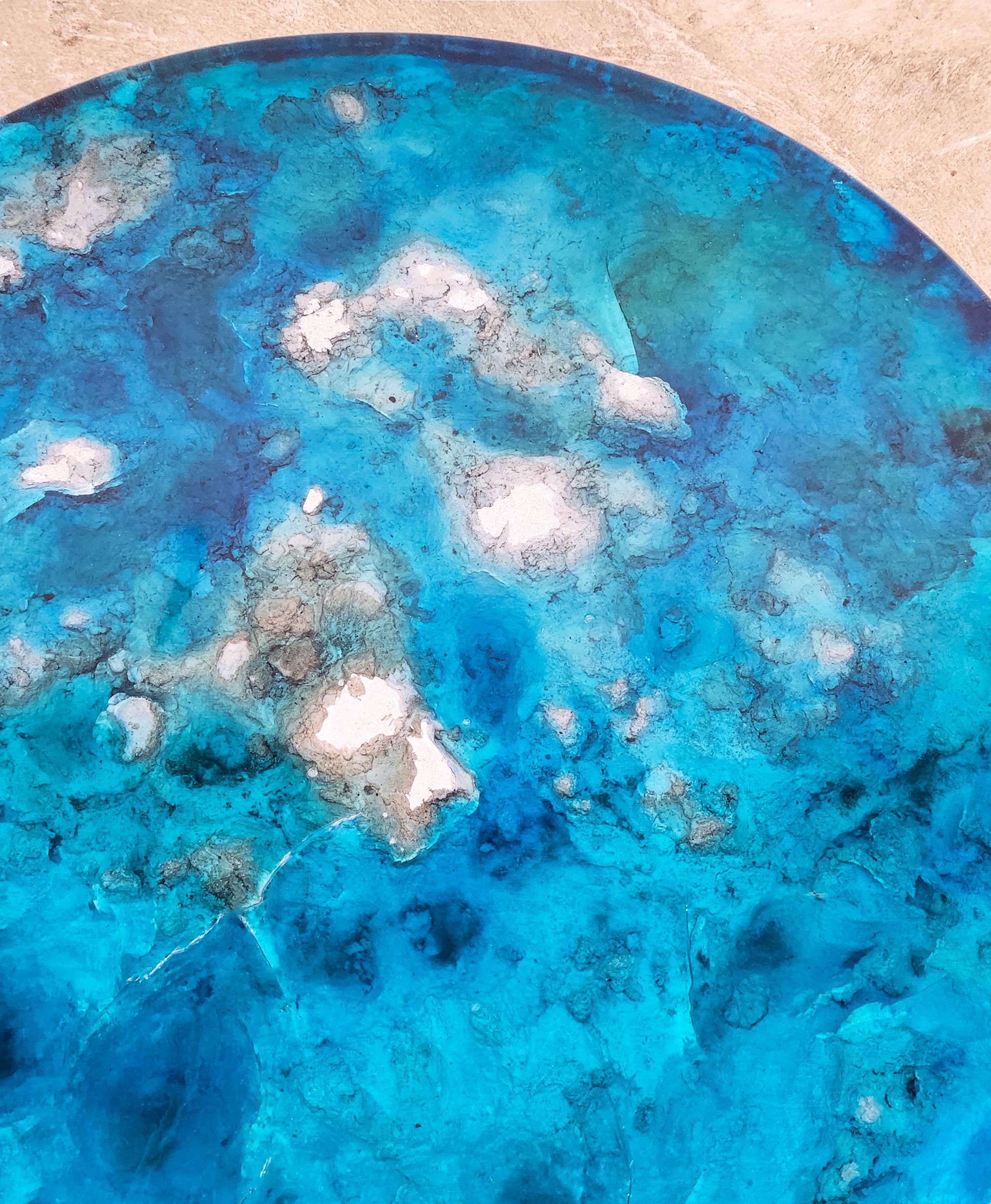Terra Forma Coffee Table Aquamarine Resin and Concrete In New Condition For Sale In San Jose del Cabo, BCS