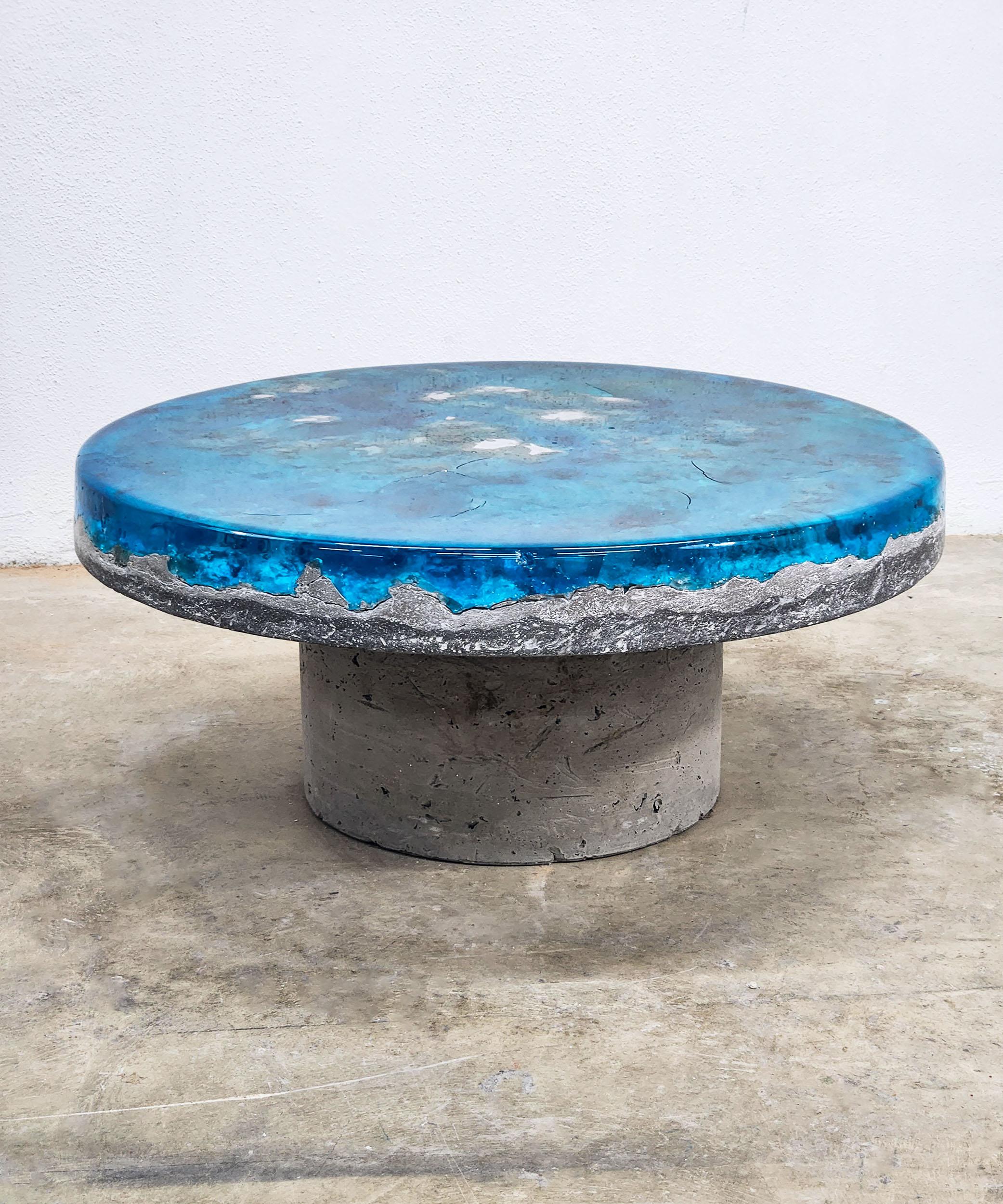 Terra Forma Coffee Table Aquamarine Resin and Concrete For Sale 2
