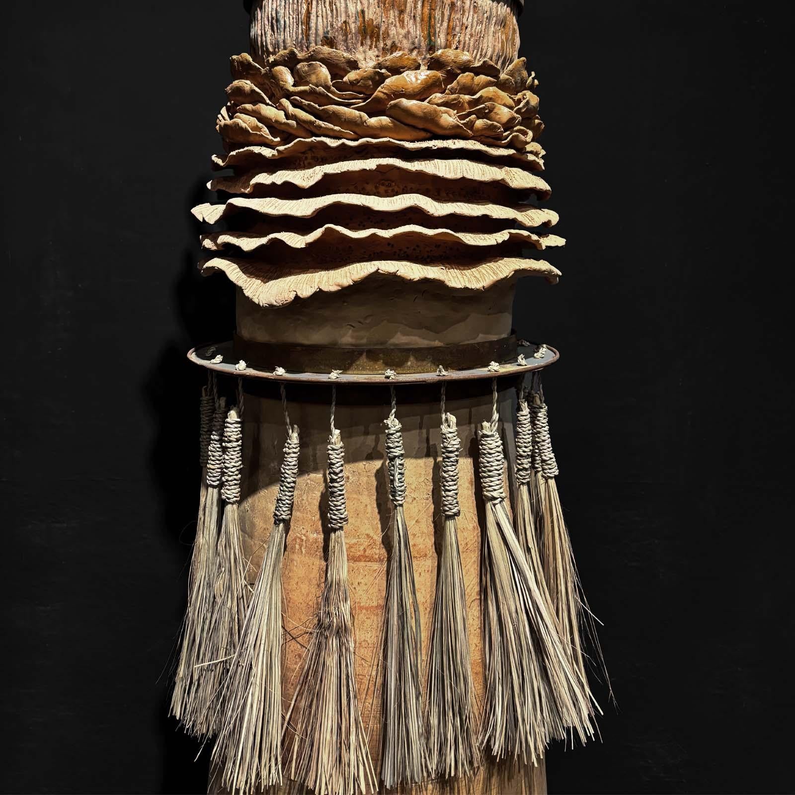 Albero della Vita esculpido a mano en terracota y paja por Manu Crotti en Nuevo estado para la venta en Milan, IT