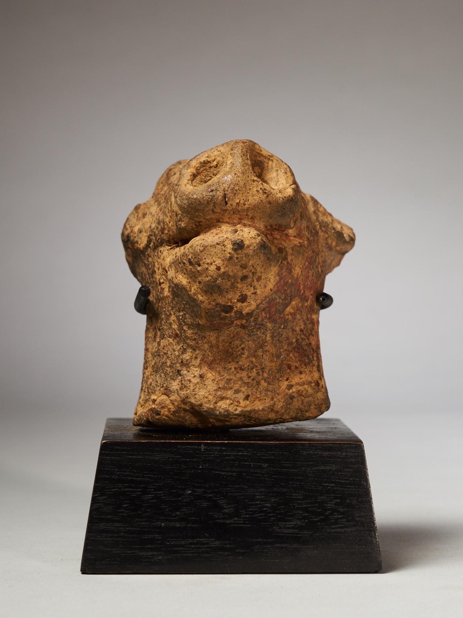 Terracotta Animal Head, Probably Ghana In condizioni buone in vendita a Leuven , BE