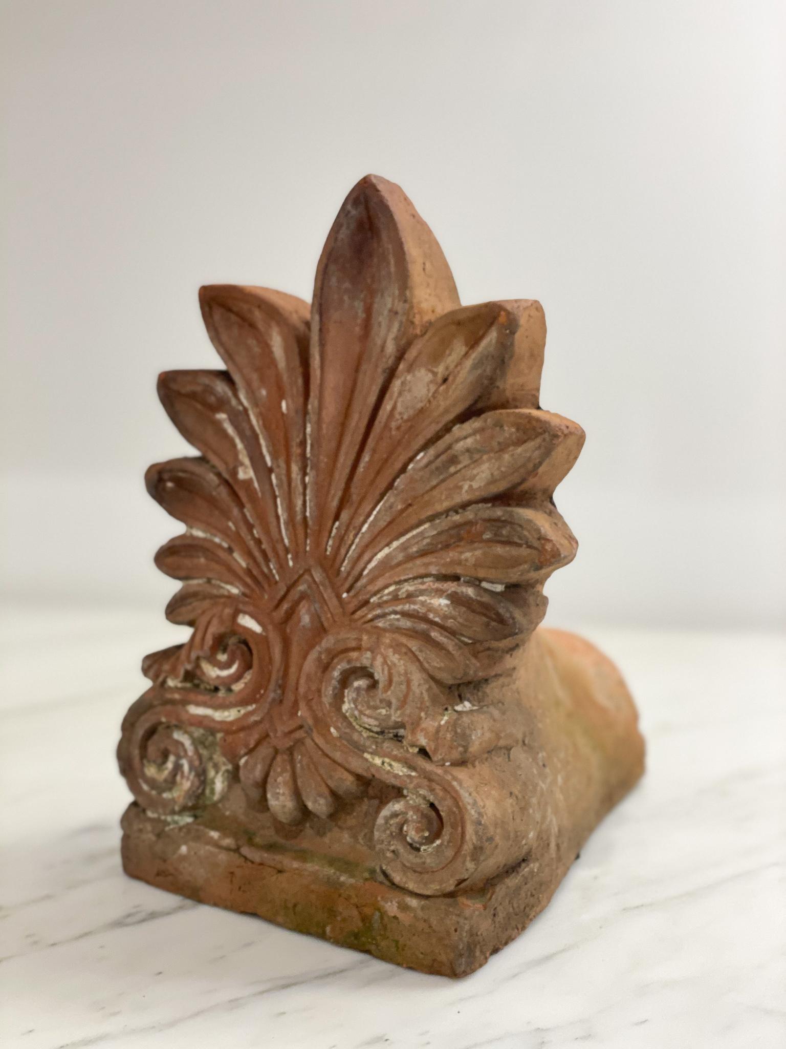 Terracotta Anthemion Roof Tile In Good Condition In  Richmond, VA