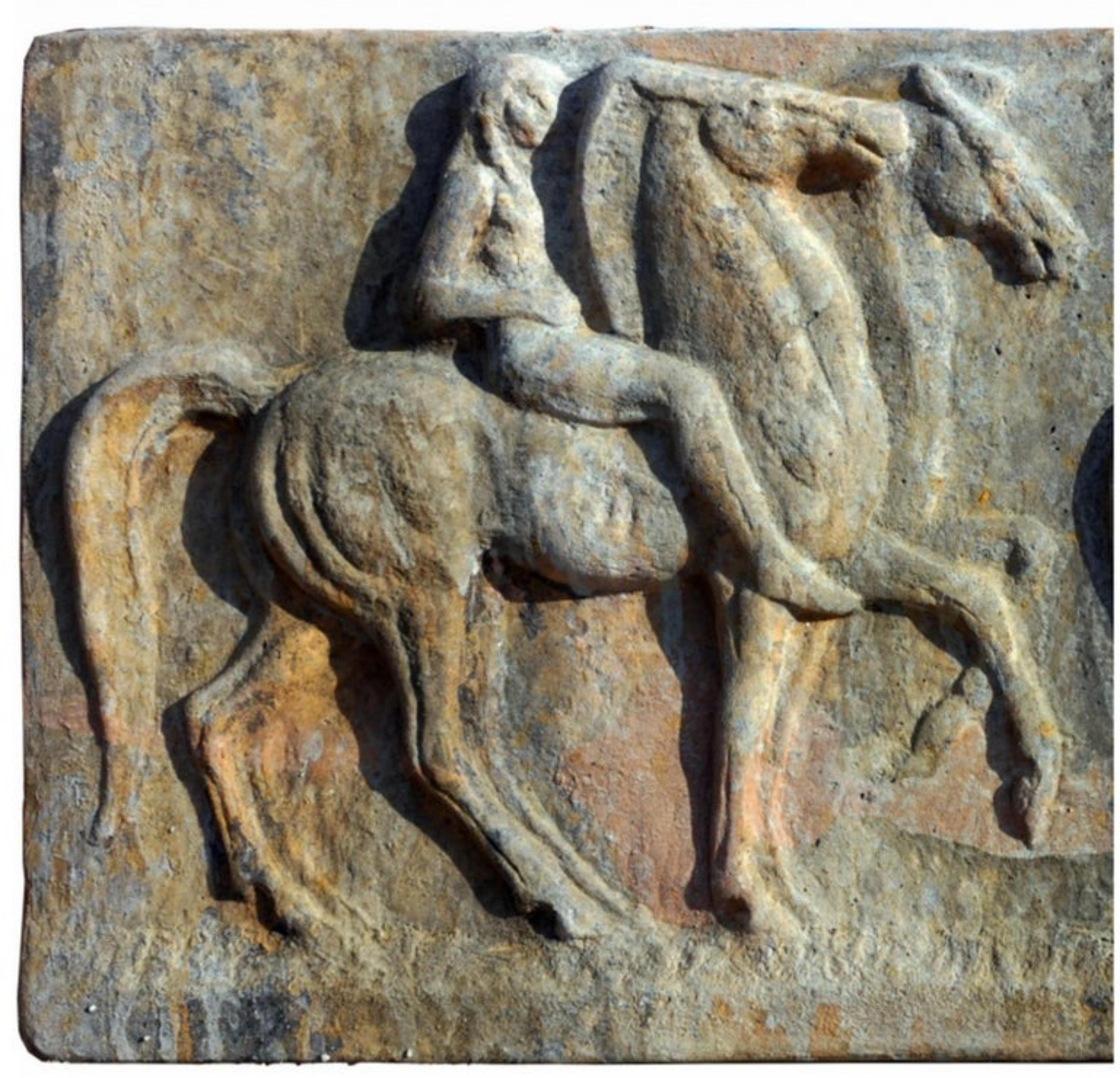 Terracotta bas relief Greek horses and knights end 19th century
Italy
Classic scene with four horses, a character on horseback and a character on the ground, a dove in the background.
Measures: height 34cm
width 72cms
thickness 3cm
weight