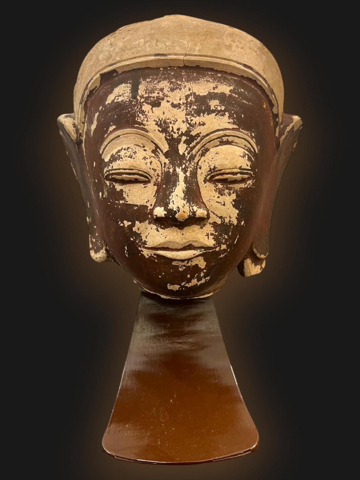 Hand-Carved Terracotta Buddha head, Shan State Kingdom, Burma, 16th/18th century For Sale