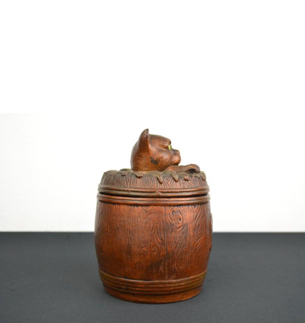 Terracotta Cat Tobacco Jar Barrel Humidor In Good Condition For Sale In Antwerp, BE