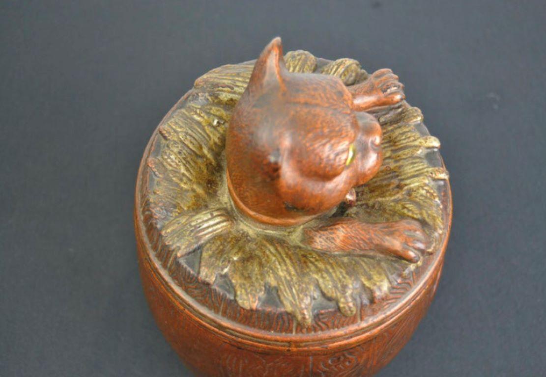 Terrakotta Katze Tabak Jar Barrel Humidor (20. Jahrhundert) im Angebot