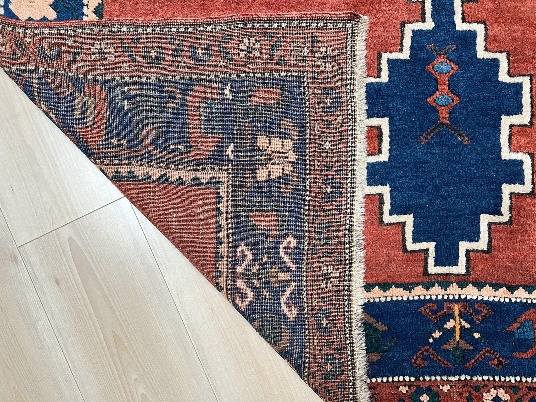 Terracotta Caucasico - Tappeto tribale in lana vintage per la diffusione e l'accento - 5′×7′ - 1930s in vendita 7