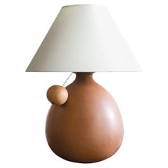 Lámpara de Sobremesa de Cerámica Terracota Pantalla de Lino Blanco y Tirador de Bola, Barro Bruñido