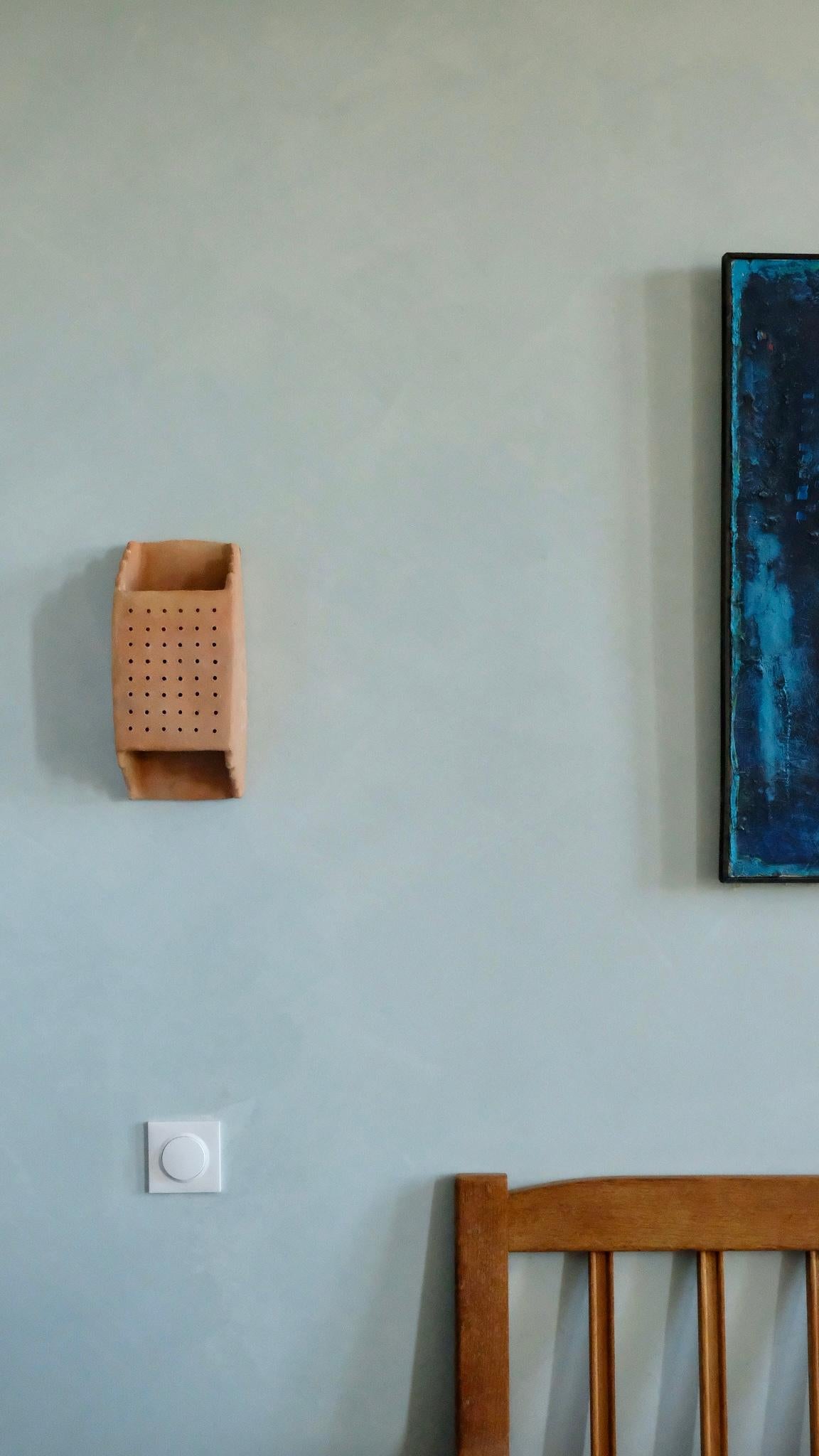 Terracotta contemporary Ceramic Wall Light Made of local Clay, handcrafted For Sale 2