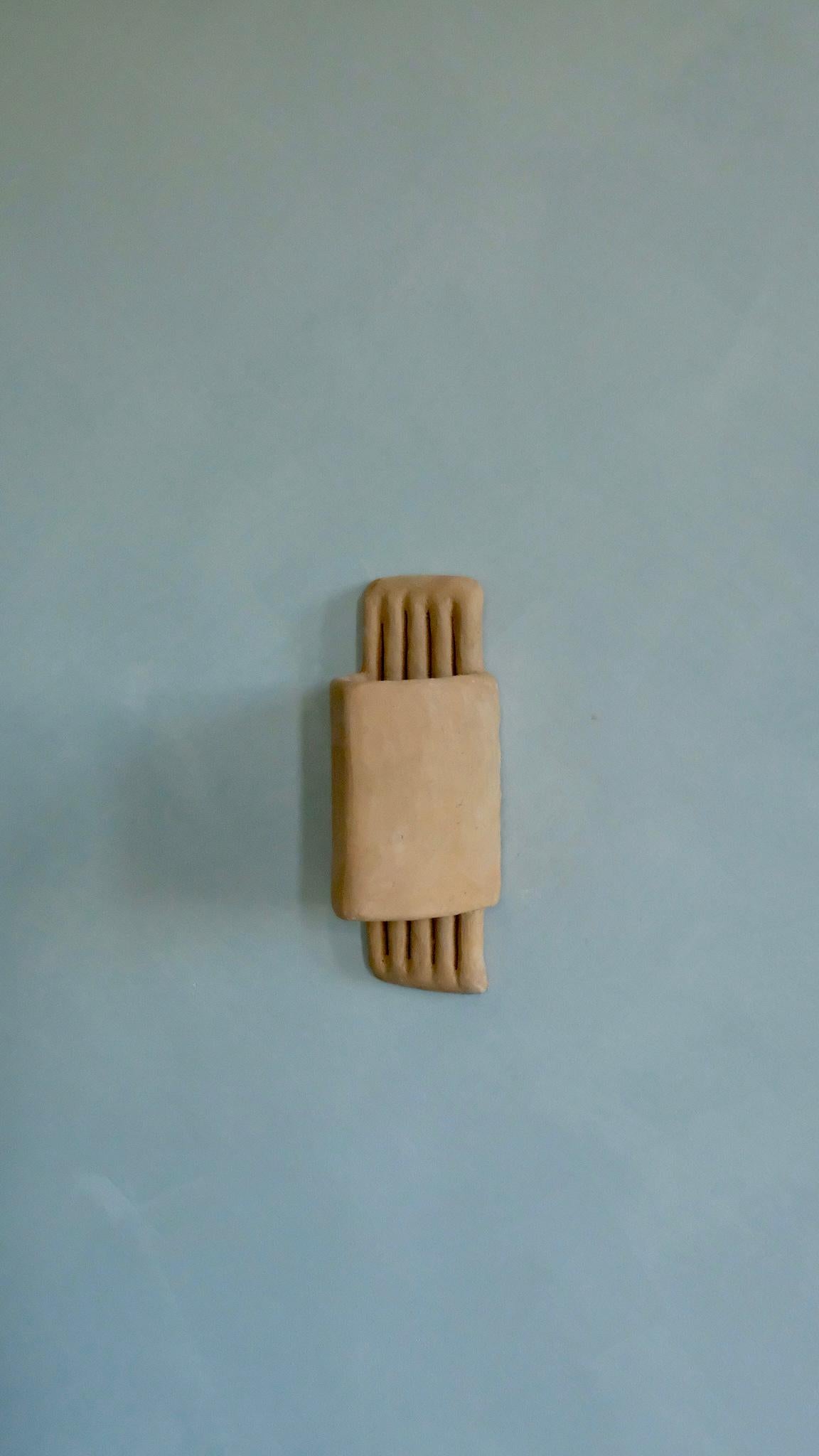 Terracotta contemporary Ceramic Wall Light Made of local Clay, handcrafted For Sale 3